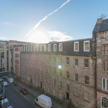 Bright And Modern 2 Bed Apartment Edinburgh Bagian luar foto