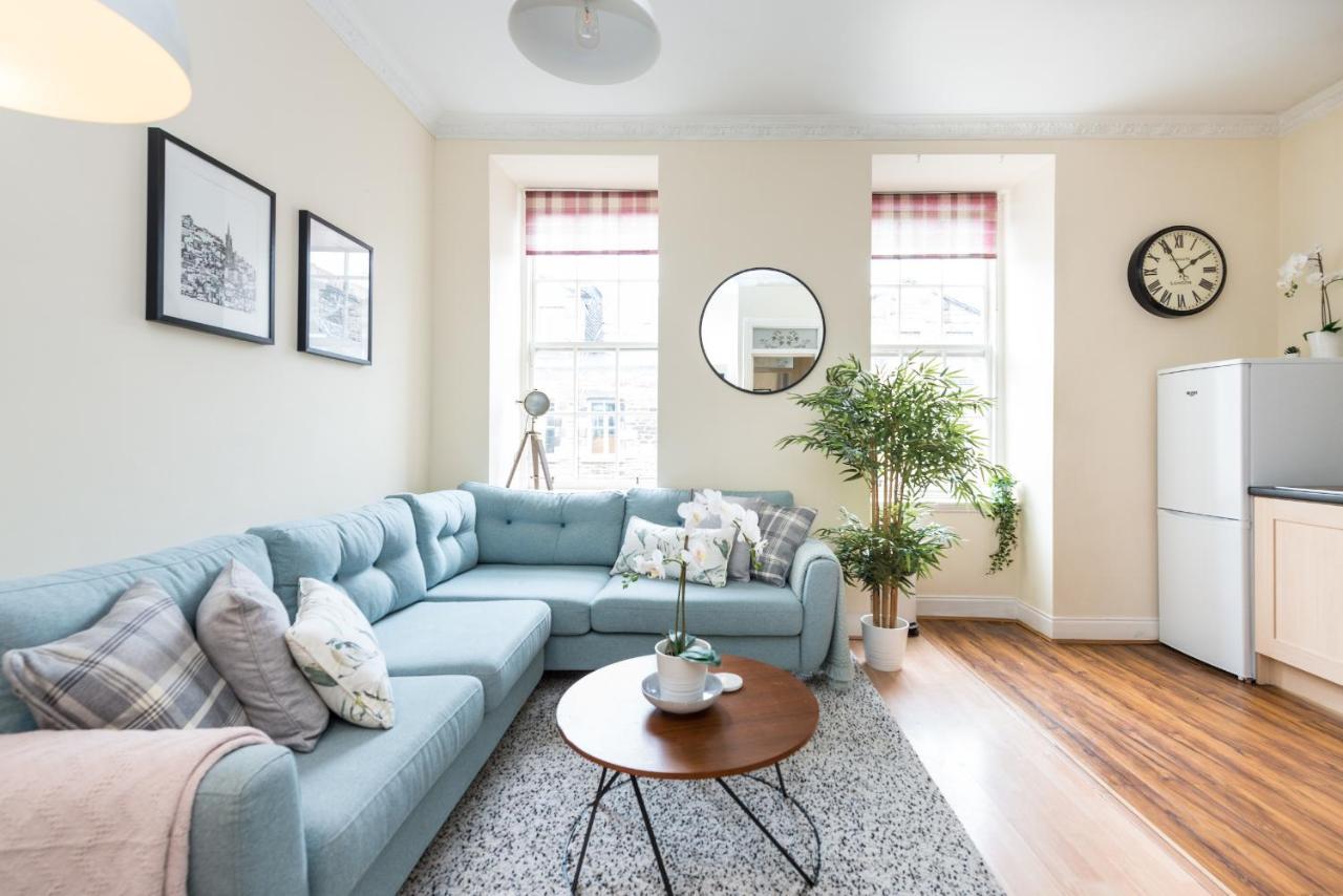 Bright And Modern 2 Bed Apartment Edinburgh Bagian luar foto