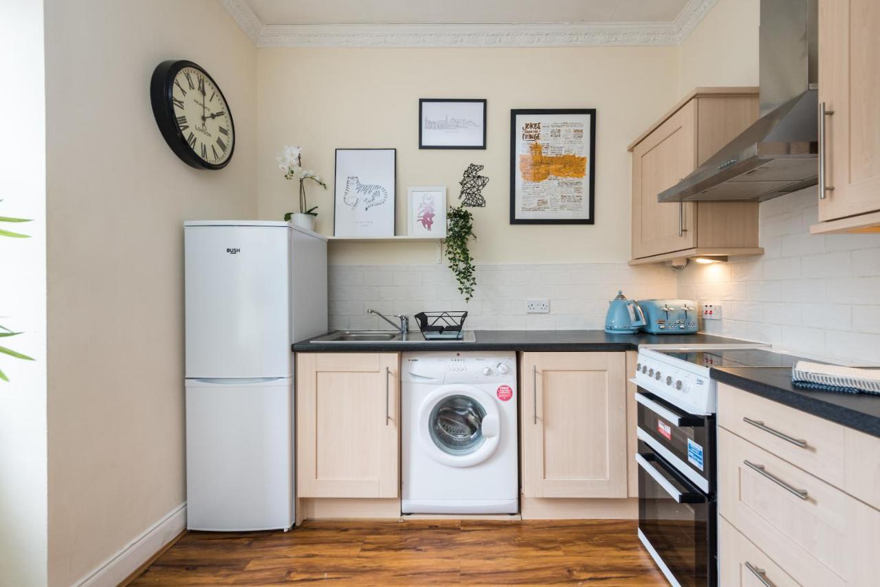 Bright And Modern 2 Bed Apartment Edinburgh Bagian luar foto